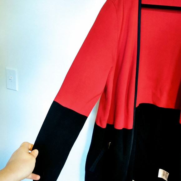 Red and black color blocked cardigan, heavy weight with black trim detail. Gold - Picture 5 of 5